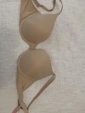 PINK Victoria's Secret Beige Bra with Pink Logo Tag